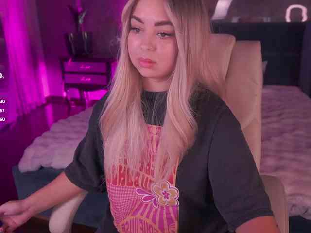 SusieWood webcam