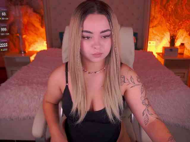 SusieWood webcam