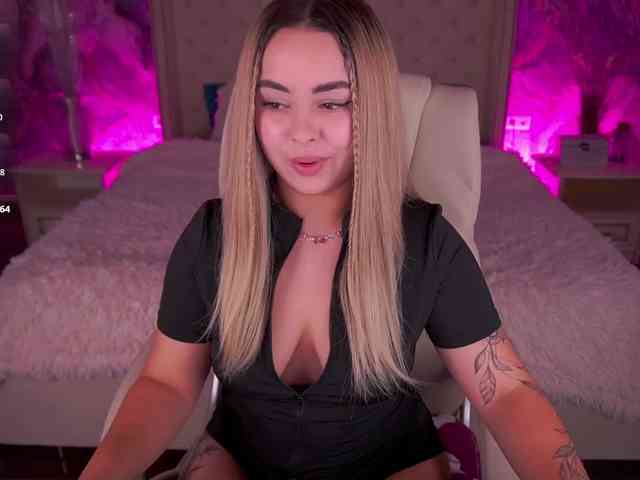 SusieWood webcam