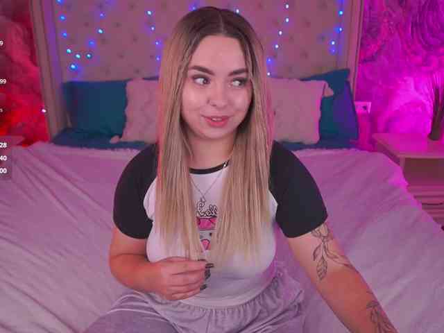SusieWood webcam