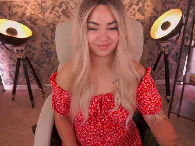 SusieWood webcam