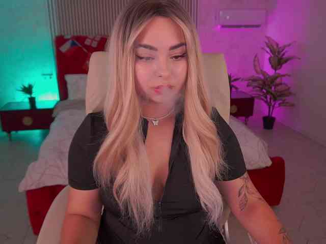SusieWood webcam