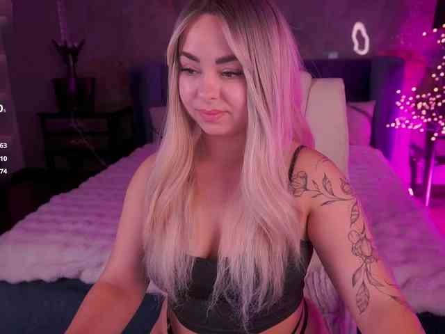 SusieWood webcam