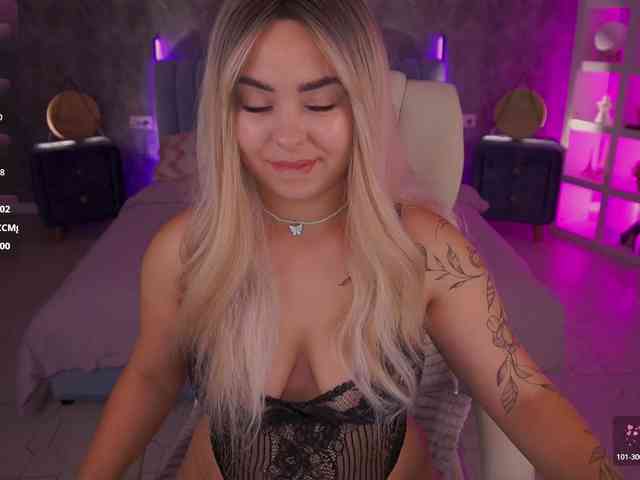 SusieWood webcam