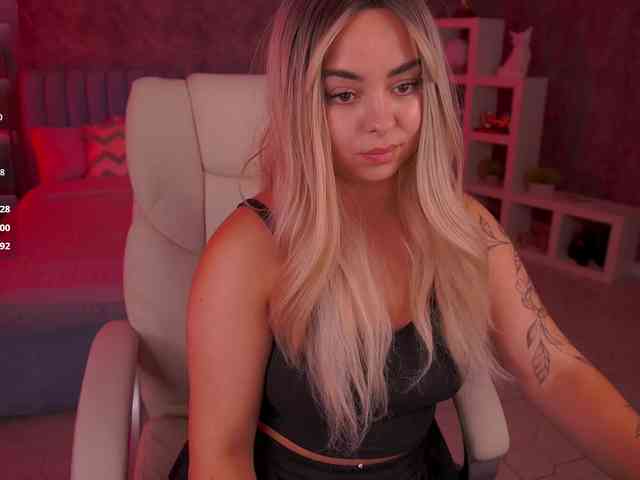 SusieWood webcam