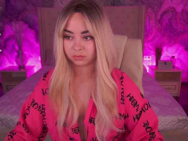 SusieWood webcam