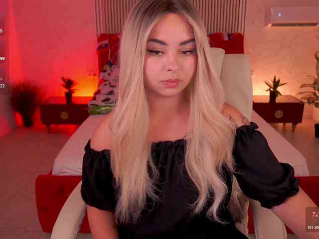 SusieWood webcam