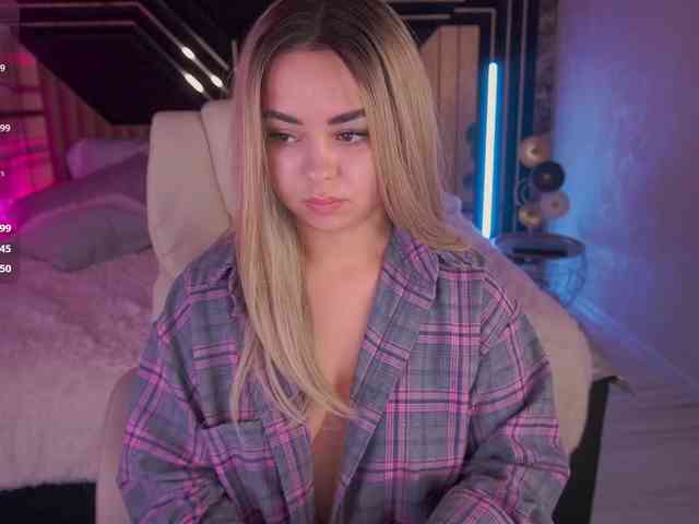 SusieWood webcam