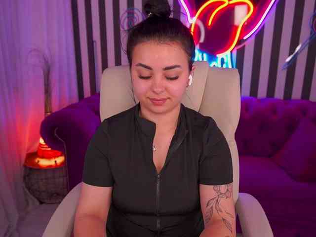 SusieWood webcam