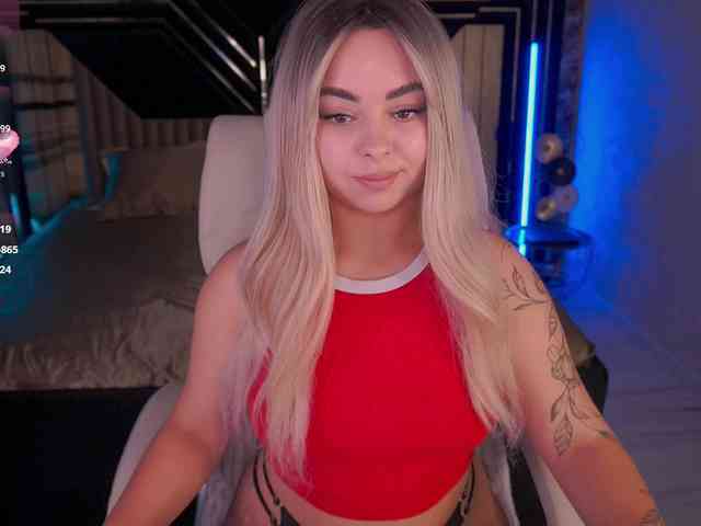 SusieWood webcam