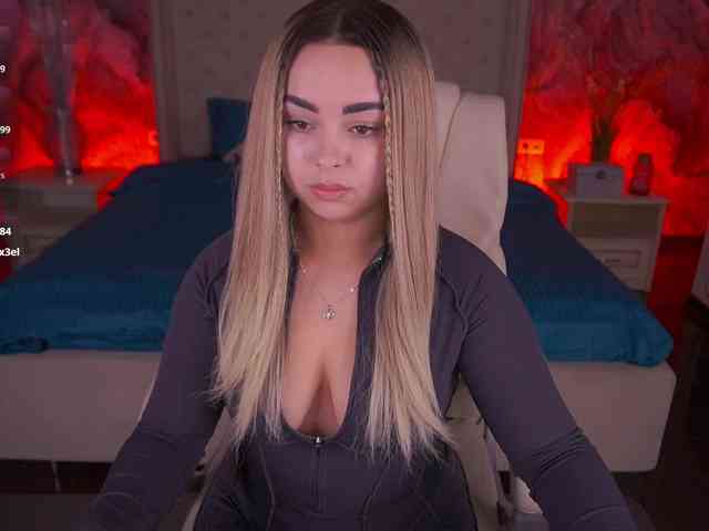 SusieWood webcam