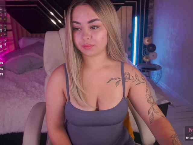 SusieWood webcam