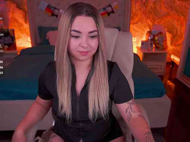 SusieWood webcam