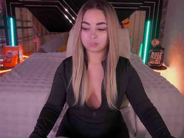SusieWood webcam