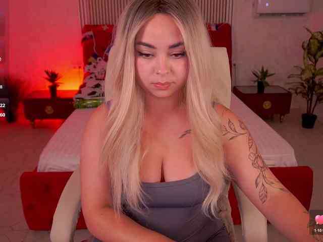 SusieWood webcam