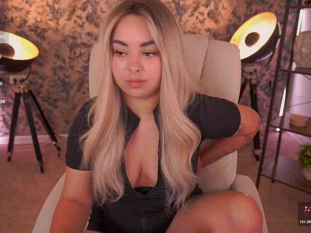 SusieWood webcam