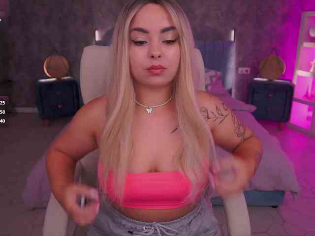 SusieWood webcam