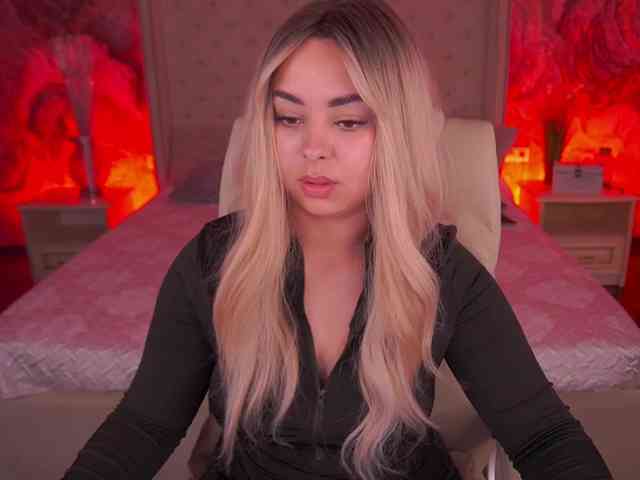 SusieWood webcam