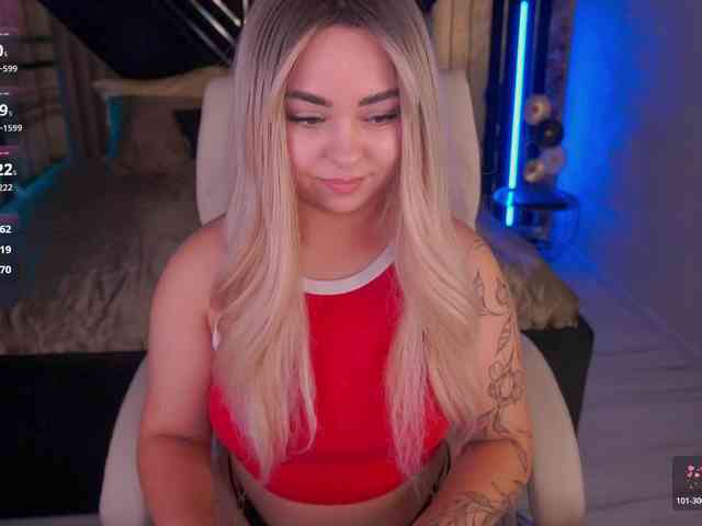 SusieWood webcam