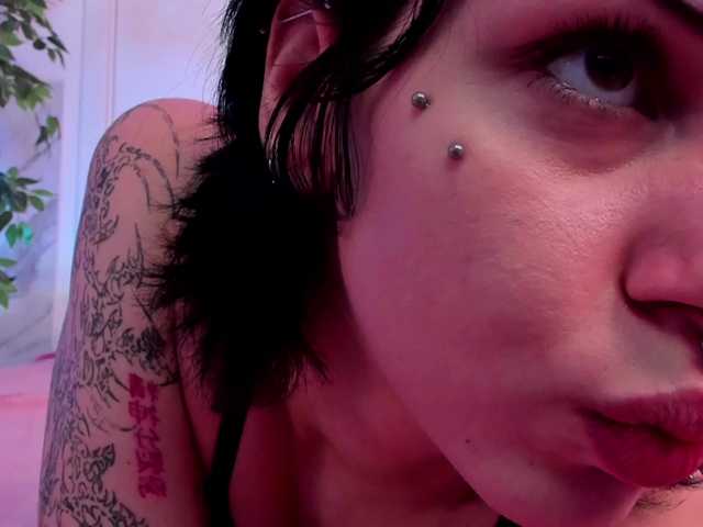 altuha-sgosuslug live cam on BongaCams