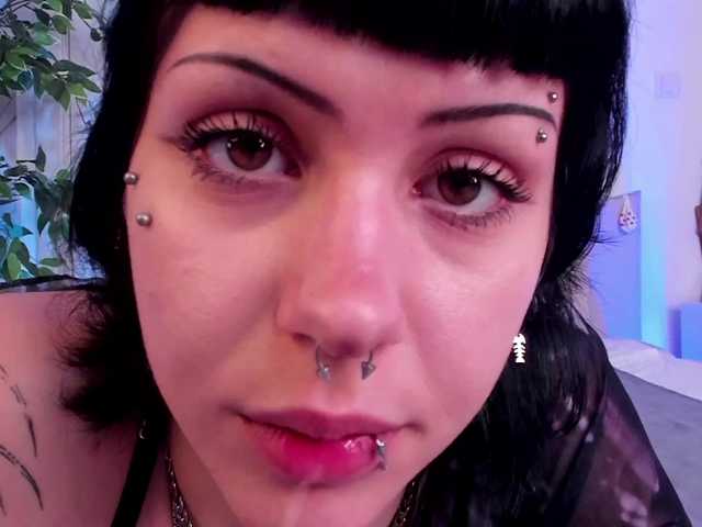 altuha-sgosuslug live cam on BongaCams