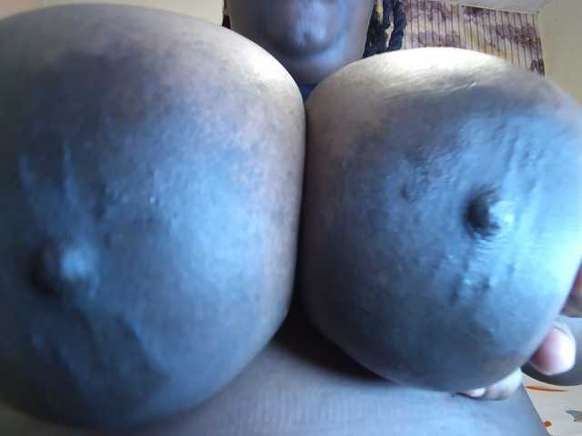 bigboobie22
