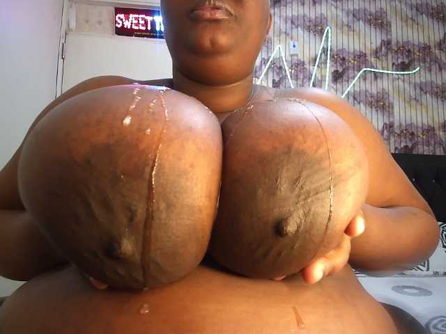 bigboobie22