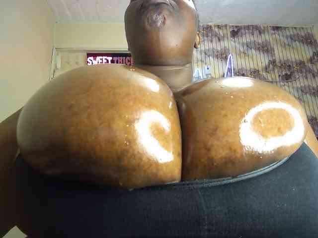 bigboobie22 bigboobie22