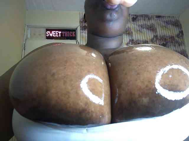 bigboobie22 webcam