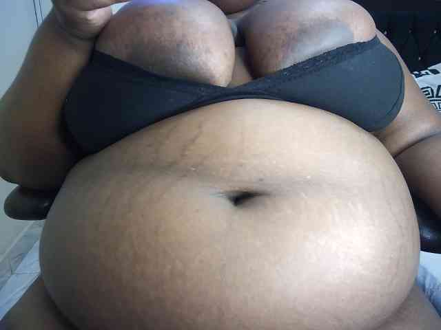 bigboobie22 webcam