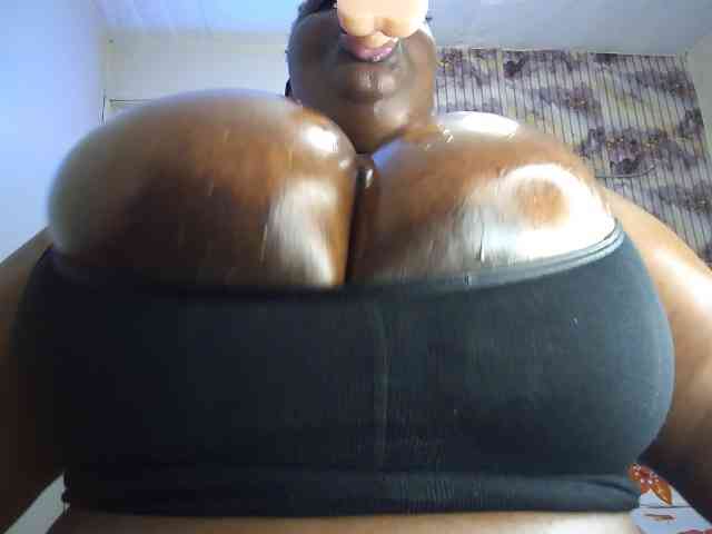bigboobie22