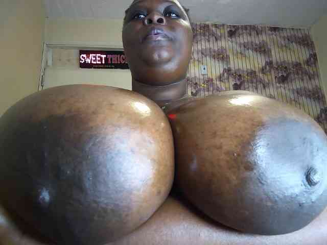 bigboobie22 bigboobie22
