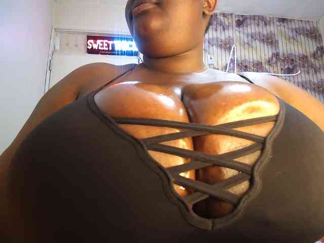 bigboobie22