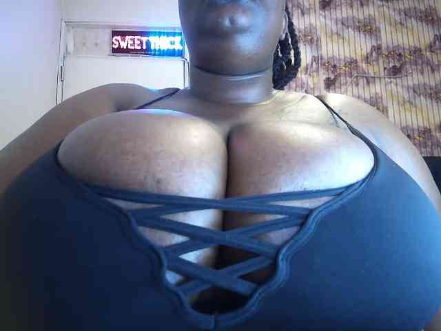 bigboobie22