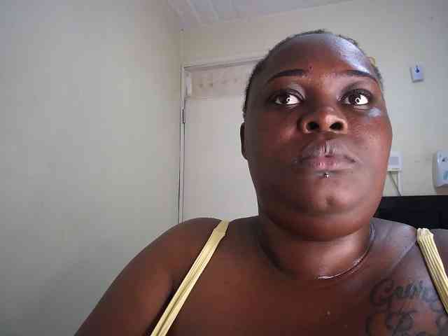 bigboobie22 webcam