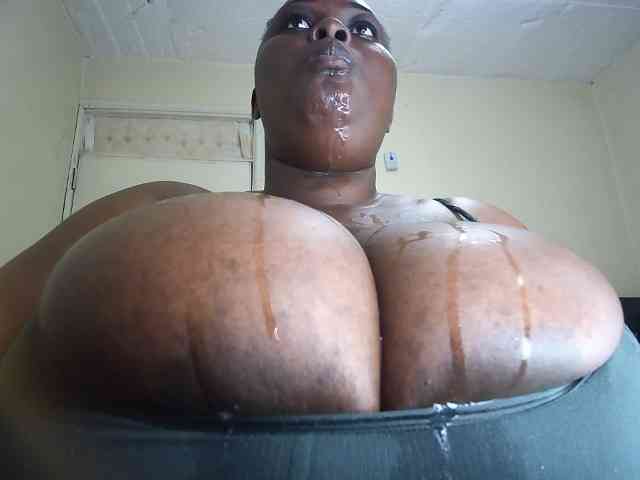 bigboobie22 webcam