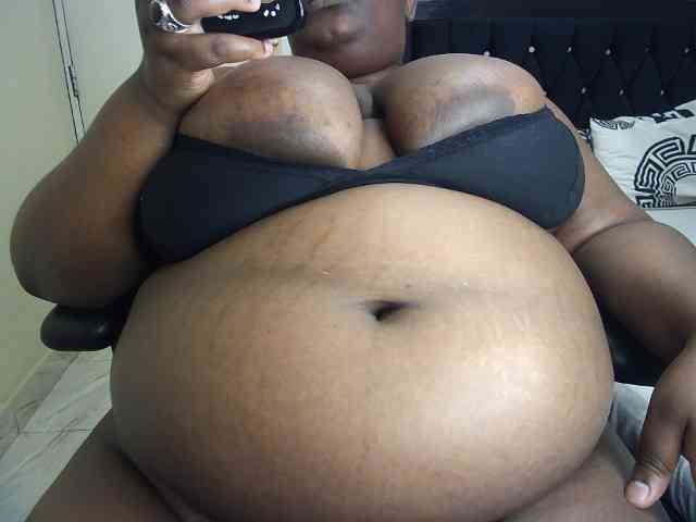 bigboobie22 webcam