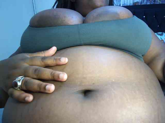 bigboobie22 webcam