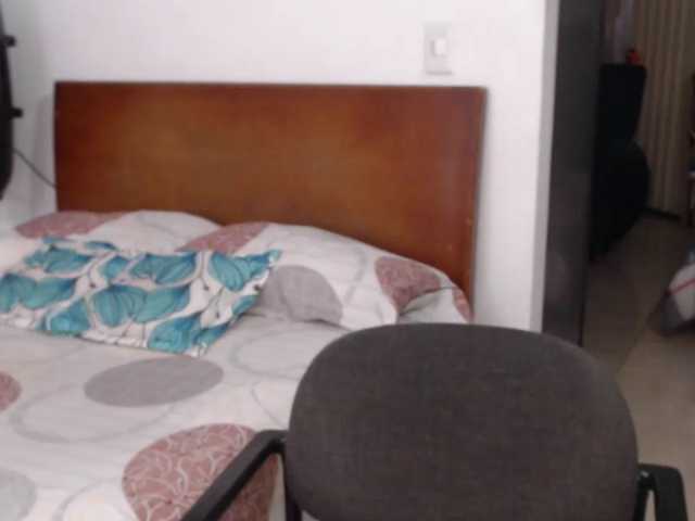 SussanTS live cam preview