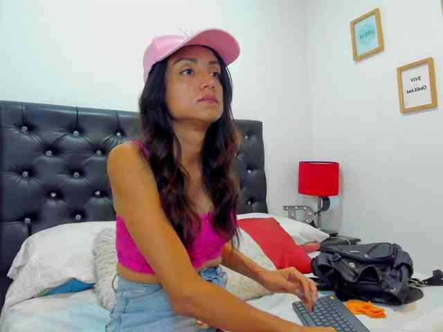 SussanTS Sex Cam Show