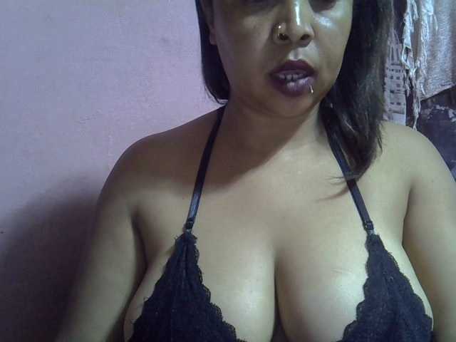 bigass-tits webcam