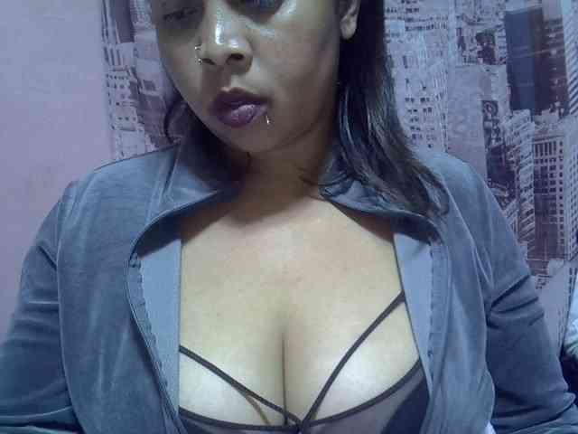bigass-tits webcam