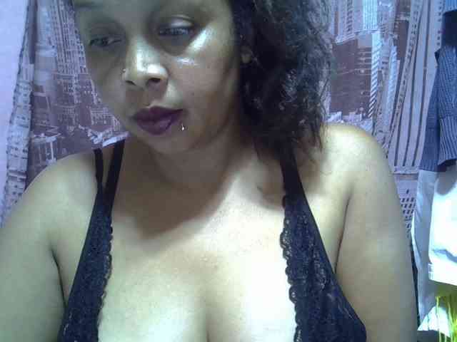bigass-tits webcam