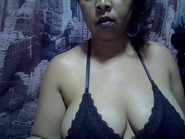 bigass-tits webcam