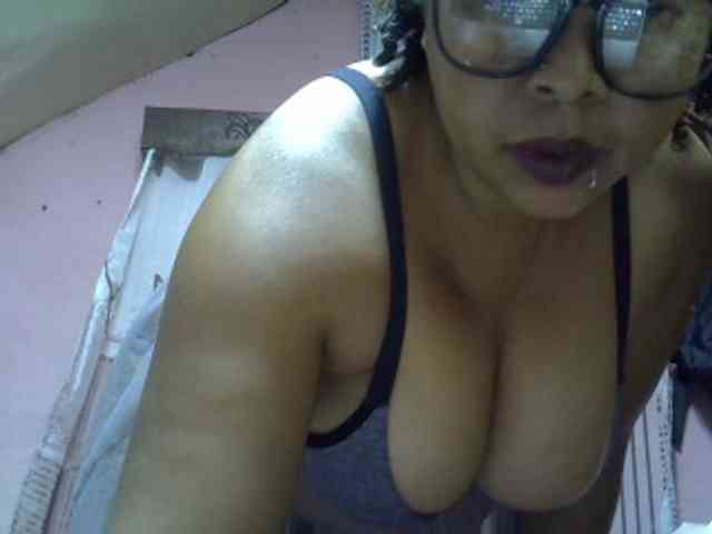 bigass-tits webcam