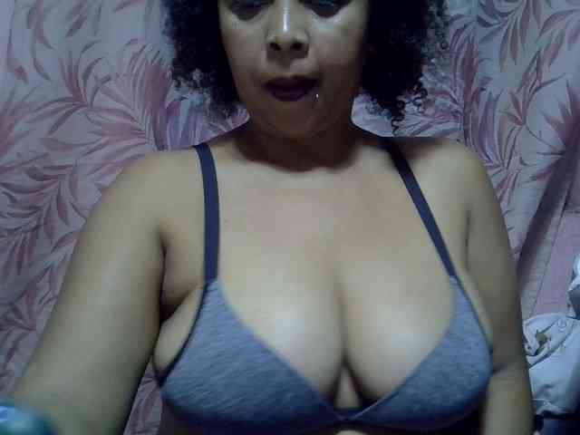 bigass-tits webcam