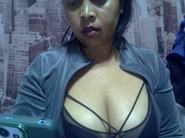 bigass-tits bigass-tits