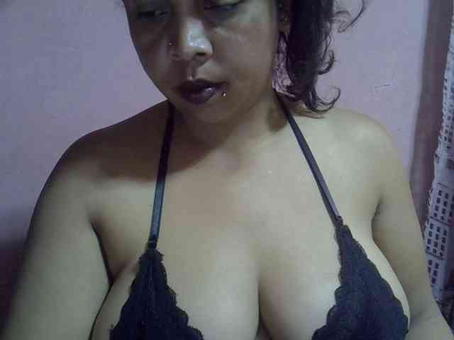 bigass-tits webcam