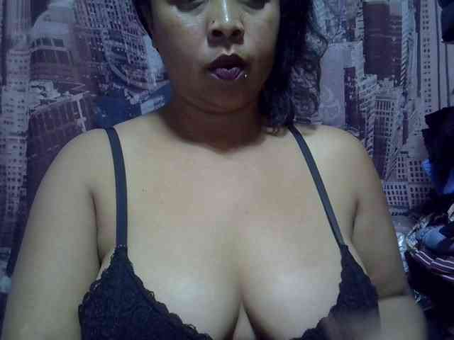 bigass-tits webcam