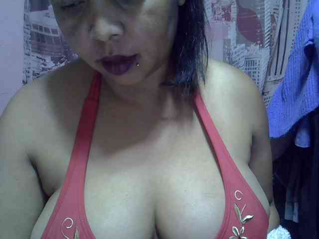 bigass-tits webcam